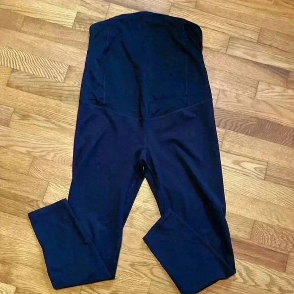 Isabel Maternity Black Size Large Leggings. - Picture 3 of 8